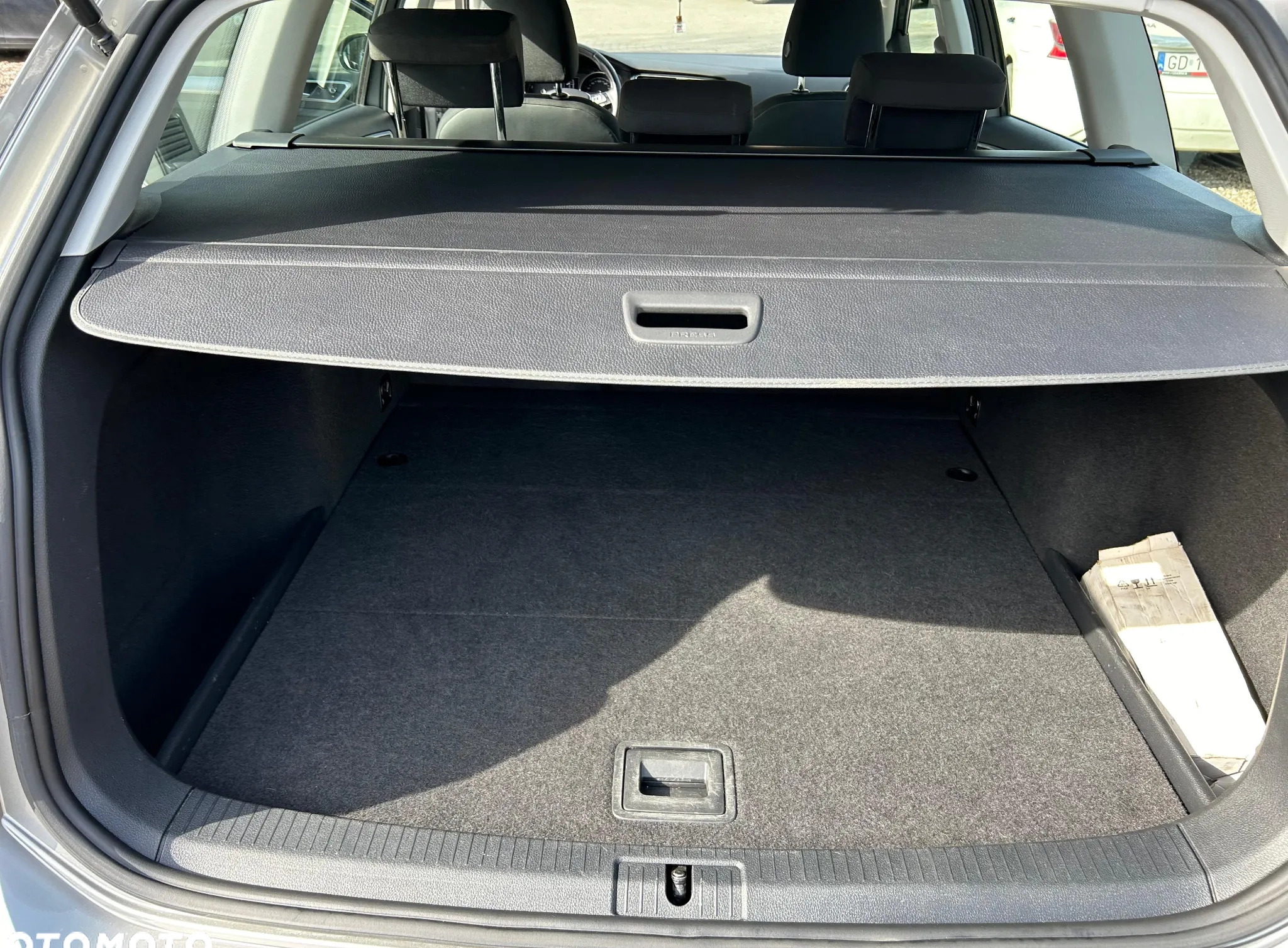 Volkswagen Golf cena 62300 przebieg: 65000, rok produkcji 2019 z Lubań małe 106